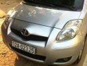 Toyota Yaris 2010 - Cần bán gấp Toyota Yaris đời 2010, màu bạc