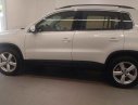 Volkswagen Tiguan 2016 - Bán xe Volkswagen Tiguan 2016 nhận ngay Iphone 7. Lh: 0931416628 gía tốt nhất