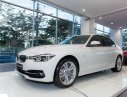 BMW 3 Series 330i 2017 - Bán xe BMW 3 Series 330i 2017, màu trắng, nhập khẩu, ưu đãi ngay 50% trước bạ, trả trước từ 540 triệu