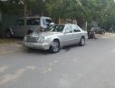 Mercedes-Benz E230 1995 - Bán ô tô Mercedes E230 1995, màu bạc, nhập khẩu số sàn, giá tốt