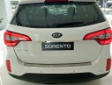 Kia Sorento GAT 2017 - Bán ô tô Kia Sorento GAT sản xuất 2017, màu trắng