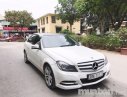 Mercedes-Benz C200 2011 - Cần bán xe Mercedes C200 đời 2011, màu trắng