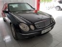 Mercedes-Benz E240 2004 - Bán Mercedes E240 năm 2004, màu đen, giá chỉ 365 triệu