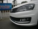 Volkswagen Polo 2014 - Xe nhập Volkswagen Polo Sedan 1.6l AT , màu trắng. Tặng BHVC+3M. LH 0902608293