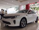 Kia Optima  2.4 GT-line 2017 - Bán xe Kia Optima 2.4 GT-line 2017 màu trắng tại Quãng Ngãi