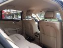 Mercedes-Benz E200 2014 - Bán xe Mercedes E200 đời 2014, màu đen như mới