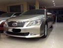 Toyota Camry LE 2013 - Bán Toyota Camry LE đời 2013, màu vàng, nhập khẩu nguyên chiếc