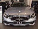 Mercedes-Benz E200 2017 - Cần bán Mercedes E200 đời 2017, màu bạc