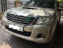 Toyota Hilux E 2014 - Chủ xe trực tiếp bán xe Hilux E 2014, màu bạc