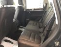 Volkswagen Touareg GP 2014 - Xe nhập Đức Volkswagen Touareg GP đời 2014, màu bạc, cam kết giá tốt nhất thị trường. LH Hương: 0902.608.293