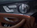 Mercedes-Benz E300 2017 - Bán xe Mercedes đời 2017, màu đỏ, xe nhập