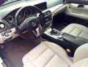Mercedes-Benz C200 2011 - Bán Mercedes đời 2011, màu trắng số tự động