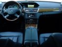 Mercedes-Benz E300 2009 - Cần bán gấp Mercedes E300 đời 2009, màu đen