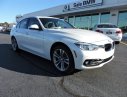 BMW 3 Series 330i 2017 - Bán BMW 3 Series 330i năm 2017, màu trắng, nhập khẩu chính hãng. Cam kết giá tốt nhất, giao xe ngay, đủ màu