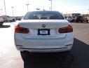 BMW 3 Series 330i 2017 - Bán BMW 3 Series 330i năm 2017, màu trắng, nhập khẩu chính hãng. Cam kết giá tốt nhất, giao xe ngay, đủ màu