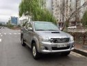 Toyota Hilux E 2015 - Cần bán xe Toyota Hilux E đời 2015, màu bạc, nhập khẩu chính hãng số sàn giá cạnh tranh