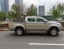 Toyota Hilux E 2015 - Cần bán xe Toyota Hilux E đời 2015, màu bạc, nhập khẩu chính hãng số sàn giá cạnh tranh