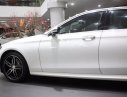 Mercedes-Benz E300 AMG 2017 - Cần bán Mercedes E300 AMG năm 2017, màu trắng, xe nhập