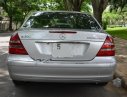 Mercedes-Benz E200   2004 - Cần bán Mercedes E200 đời 2004, màu bạc