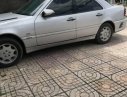 Mercedes-Benz C200 2002 - Cần bán xe Mercedes C200 đời 2002, màu bạc, nhập khẩu nguyên chiếc số tự động