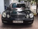 Mercedes-Benz E200   2005 - Bán ô tô Mercedes E200 đời 2005, màu đen, 355tr