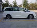 Honda Odyssey 2.4CVT 2017 - Cần bán xe Honda Odyssey 2.4CVT đời 2017, màu trắng