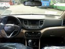 Hyundai Tucson SUV 2017 - Cần bán xe Hyundai Tucson SUV đời 2017, màu trắng