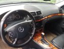 Mercedes-Benz E200    2005 - Tôi cần bán Mercedes-Benz E200 đời 2005 số tự động, 5 chỗ ngồi, xe còn rất đẹp