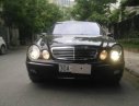 Mercedes-Benz E240   2003 - Bán Mercedes E240 năm 2003, màu đen, giá tốt