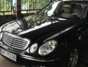 Mercedes-Benz E200 2004 - Bán Mercedes E200 đời 2004, màu đen 