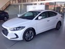 Hyundai Elantra 2017 - Cần bán xe Hyundai Elantra đời 2017, màu trắng, nhập khẩu, 739 triệu