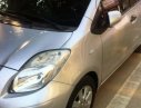 Toyota Yaris 2010 - Cần bán xe Toyota Yaris sản xuất 2010, màu bạc, nhập khẩu nguyên chiếc