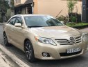 Toyota Camry LE 2.5 2010 - Bán Toyota Camry LE 2.5AT đời 2010, màu vàng, nhập khẩu nguyên chiếc chính chủ