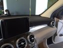 Mercedes-Benz GLC  250 4Matic 2017 - Bán Mercedes GLC250 4Matic năm 2017, màu đen