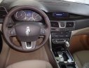 Renault Latitude 2.0L - I4 2016 - Bán ô tô Renault Latitude 2.0L - I4 đời 2016, màu đen  