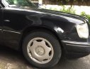 Mercedes-Benz E class E200 1995 - Cần bán xe Mercedes E200 năm 1995, màu đen, nhập khẩu nguyên chiếc chính chủ