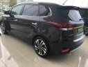 Kia Rondo 2018 - Bán ô tô Kia Rondo sản xuất 2018 màu đen, giá chỉ 609 triệu, Lh: 0966 199 109