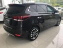 Kia Rondo 2018 - Bán ô tô Kia Rondo sản xuất 2018 màu đen, giá chỉ 609 triệu, Lh: 0966 199 109