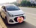 Hyundai i10 2014 - Bán xe Hyundai i10 đời 2014, màu trắng, nhập khẩu nguyên chiếc xe gia đình