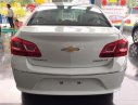 Chevrolet Cruze LT 2017 - Bán Chevrolet Cruze 1.6 LT màu trắng, 158 triệu lăn bánh, vay tối đa 90%, bảo hành 3 năm, Nhung 0907.148.849