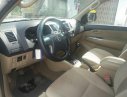 Toyota Hilux E 2014 - Cần bán Toyota Hilux E sản xuất 2014 xe gia đình, 440tr