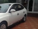 Hyundai Avante 1.6MT 2011 - Cần bán lại xe Hyundai Avante 1.6MT đời 2011, màu trắng số sàn