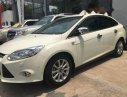 Ford Focus Titanium  2014 - Bán Ford Focus Titanium đời 2014, màu trắng, giá chỉ 605 triệu