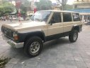 Nissan Patrol 1994 - Bán Nissan Patrol đời 1994, màu vàng  