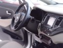 Kia Rondo 2017 - Bán xe Kia Rondo đời 2017, màu trắng, nhập khẩu