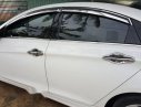 Hyundai Sonata 2.0AT 2011 - Cần bán Hyundai Sonata sản xuất 2011, màu trắng, 620 triệu