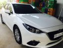 Mazda 3   2017 - Cần bán lại xe Mazda 3 sản xuất 2017, màu trắng xe gia đình