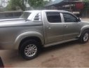 Toyota Hilux MT 2014 - Xe Toyota Hilux MT đời 2014, màu bạc giá cạnh tranh