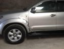 Toyota Fortuner 2.5G 2011 - Bán Toyota Fortuner 2.5G đời 2011, màu bạc số sàn giá cạnh tranh