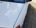 Mazda 323   1995 - Bán xe cũ Mazda 323 1995, màu trắng, giá rẻ